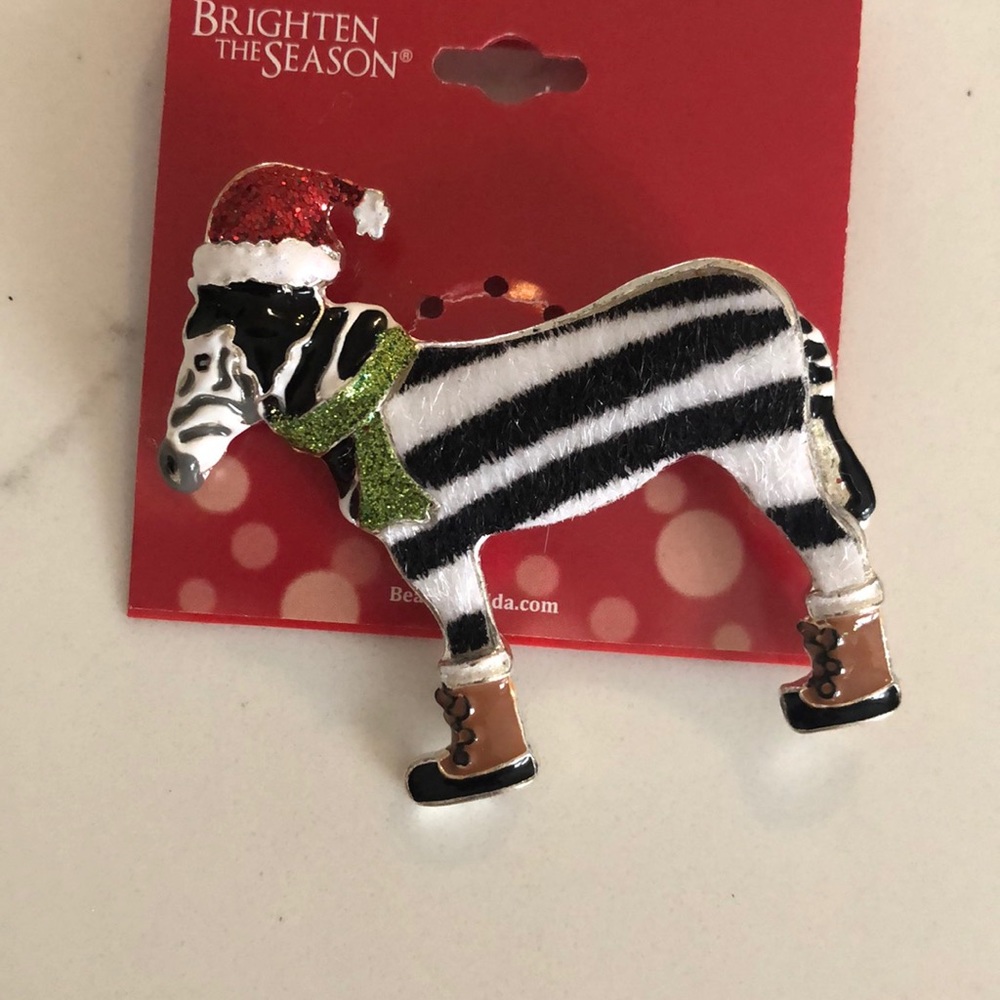 Zebra holiday pin 🦓